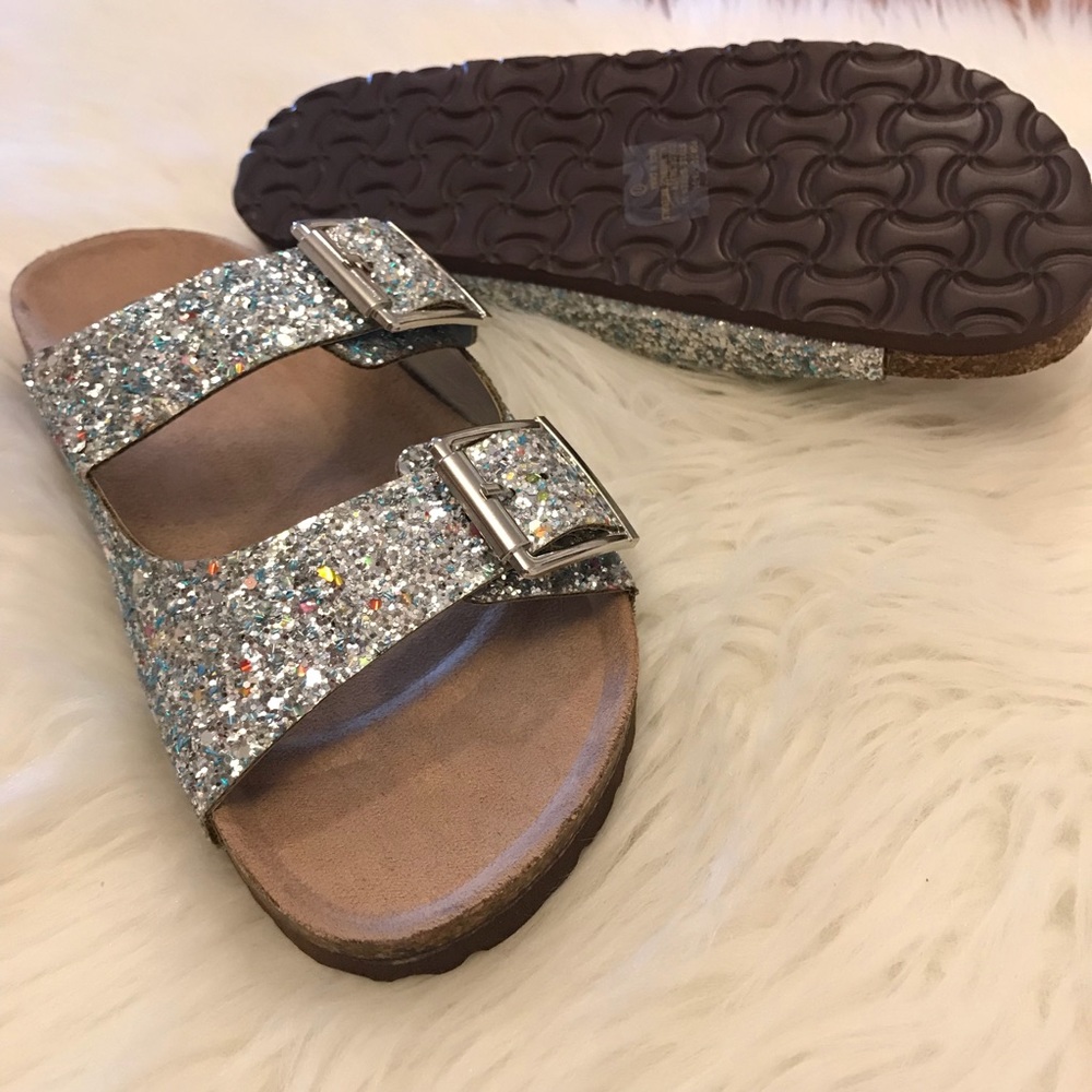 •RESTOCKED• Silver Glitter Double Buckle Sandals - Picture 7 of 8